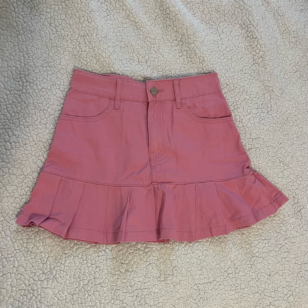 Women’s Xs pink pleated skirt